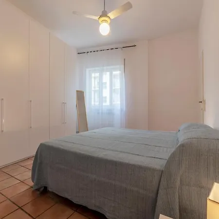 アパート Guesthost - San Giovanni In Laterano Cozy And Quiet Flat ローマ