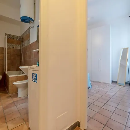 Guesthost - San Giovanni In Laterano Cozy And Quiet Flat * ローマ